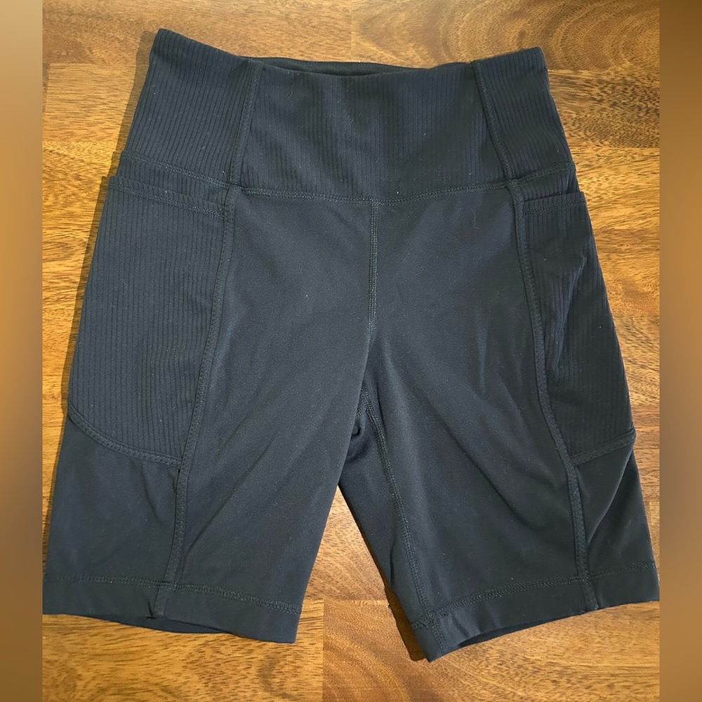 Mondetta Women's Black Bike Shorts